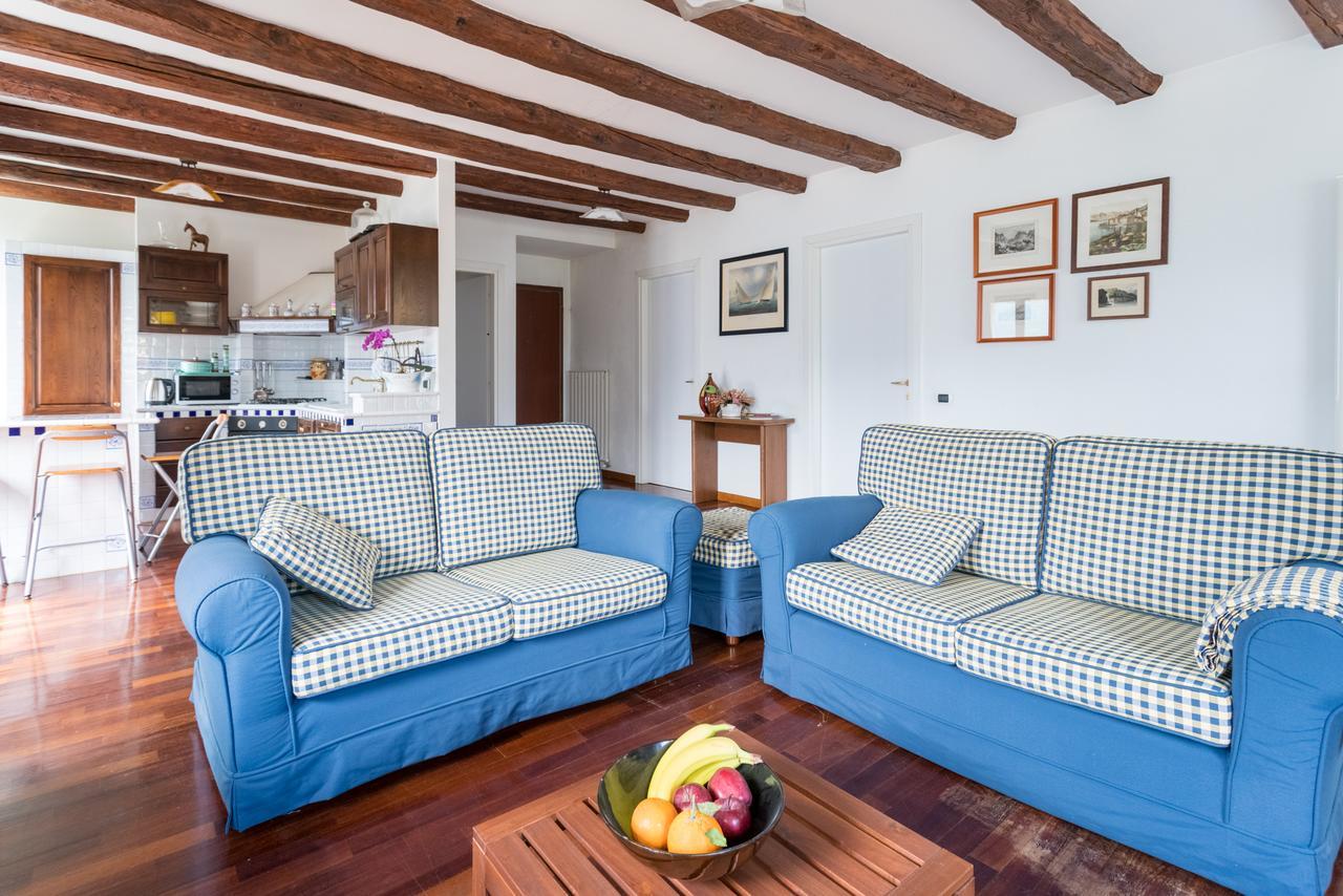 Una Terrazza Da Sogno By Rent All Como Apartment Carate Urio Ngoại thất bức ảnh